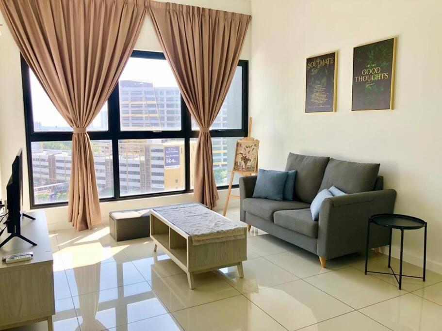 Cozy Mayfair Homestay Puchong Zewnętrze zdjęcie